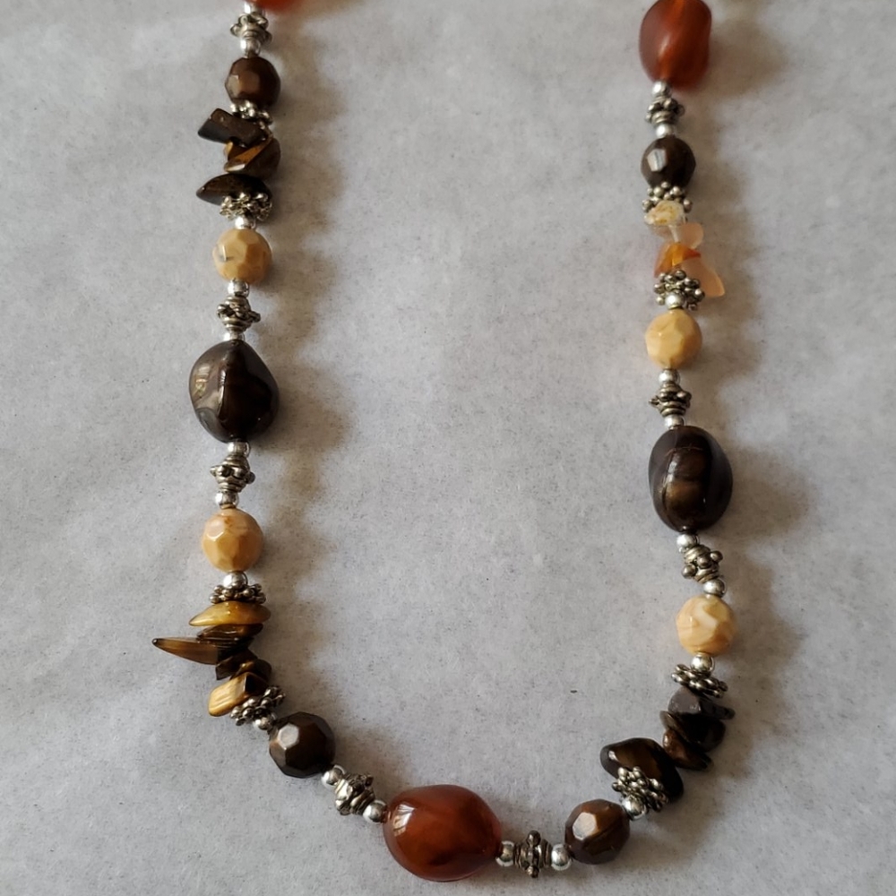 Necklace - Picture 2 of 4